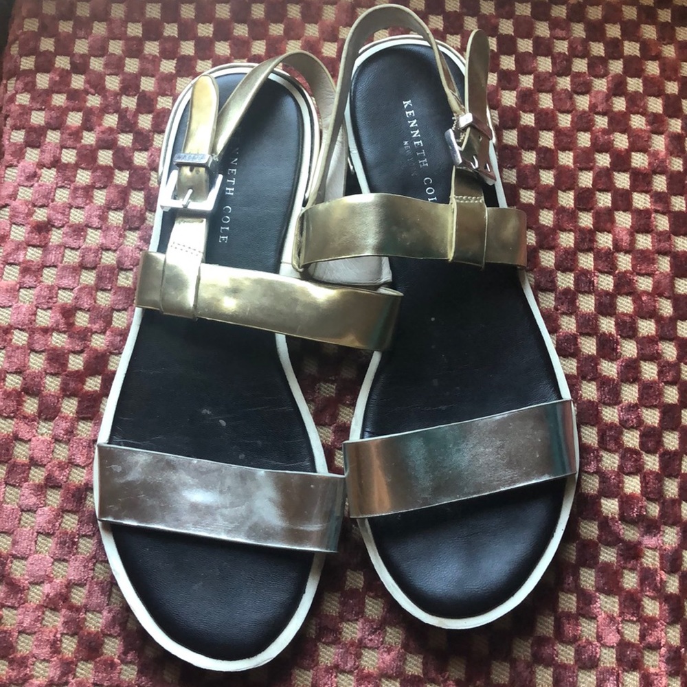 Kenneth Cole sandals